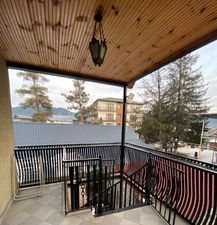 Guest house on Tamar Mepe_3