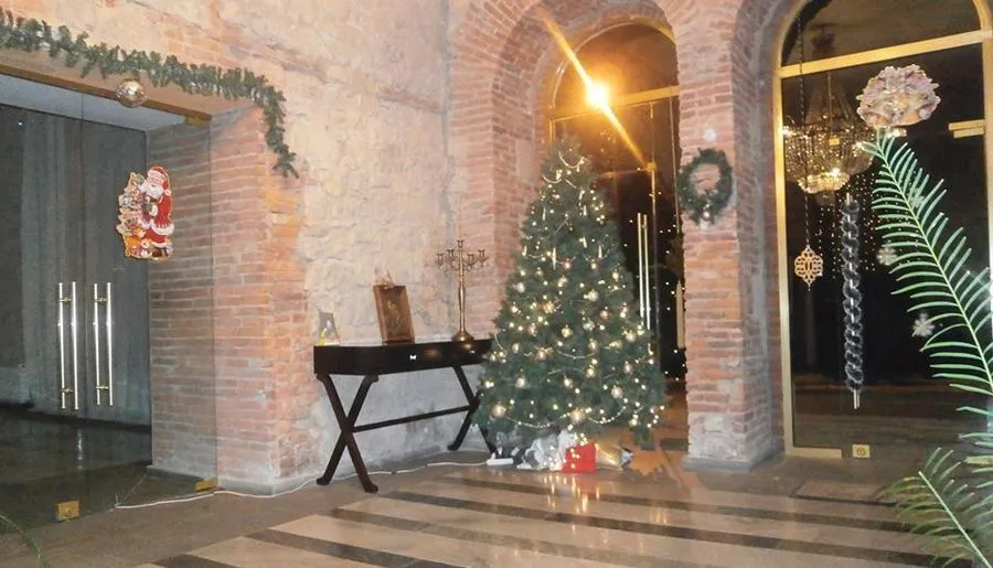 RCHEULI PALACE — Photo 1