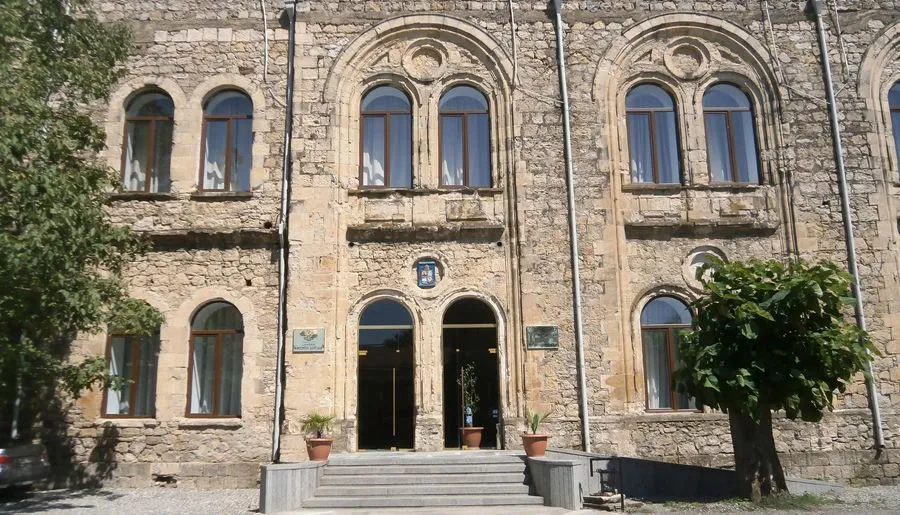 RCHEULI PALACE — Photo 13