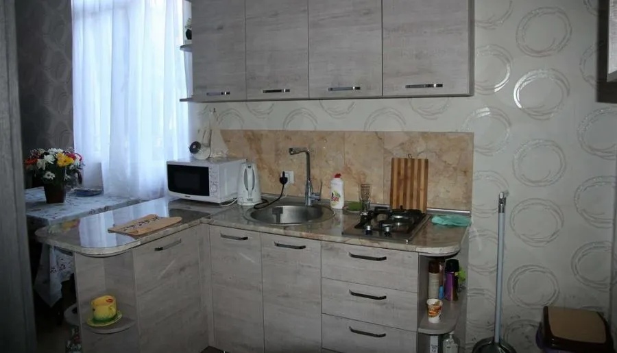 KOBI — Photo 6