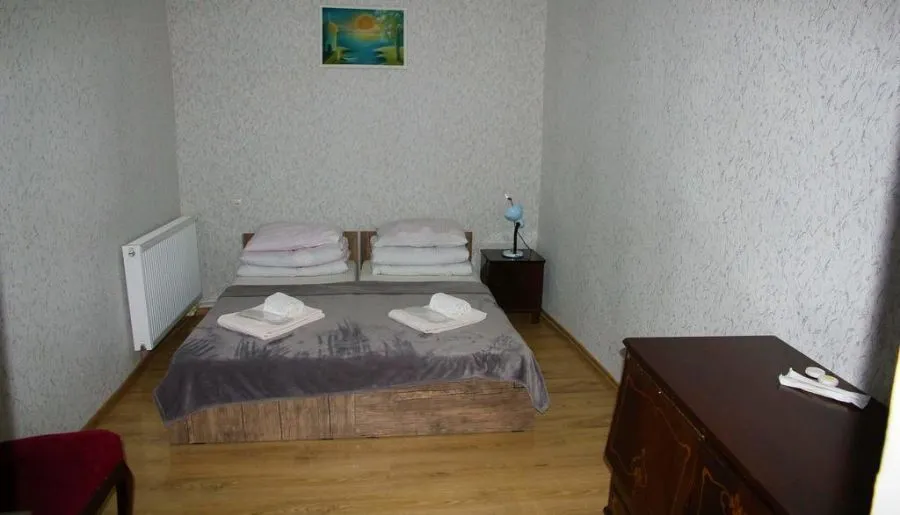 KOBI — Photo 11