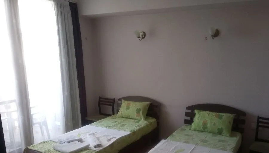 Paliashvili Three-Bedroom Apartment — Photo 14