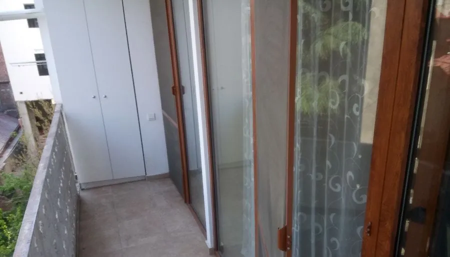 Paliashvili Three-Bedroom Apartment — Photo 5