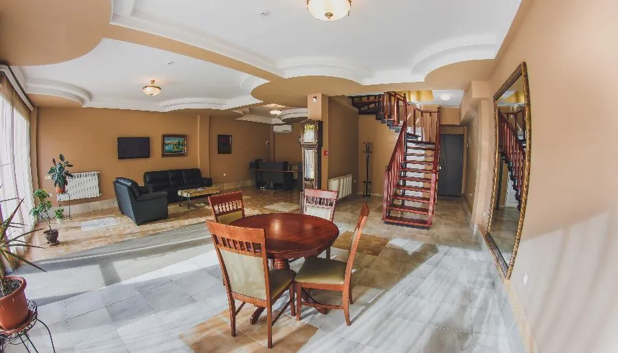 Rogas Home — Photo 8