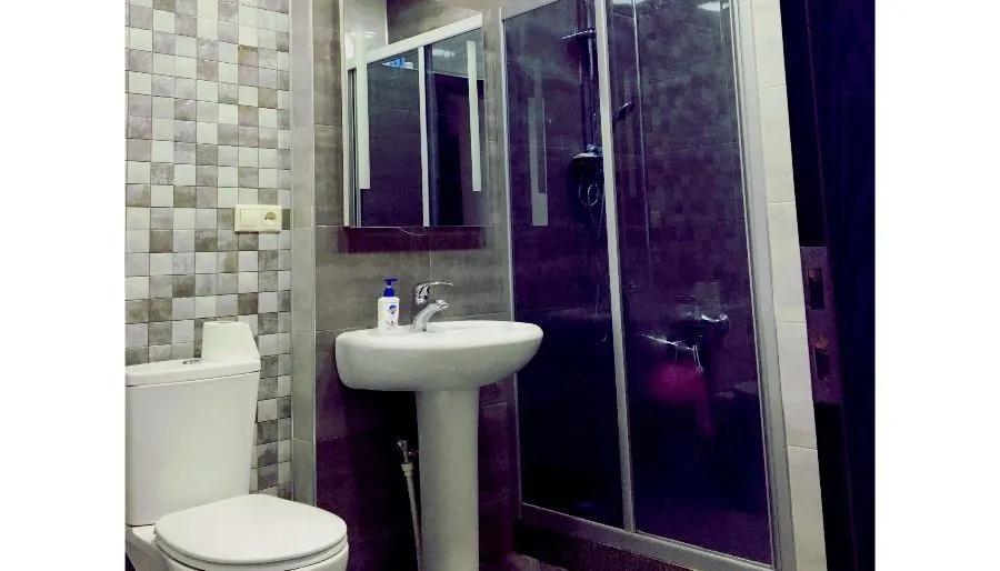 Apartment in Batumi — Photo 9
