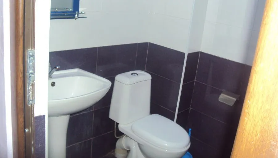 4 VILLA — Photo 24