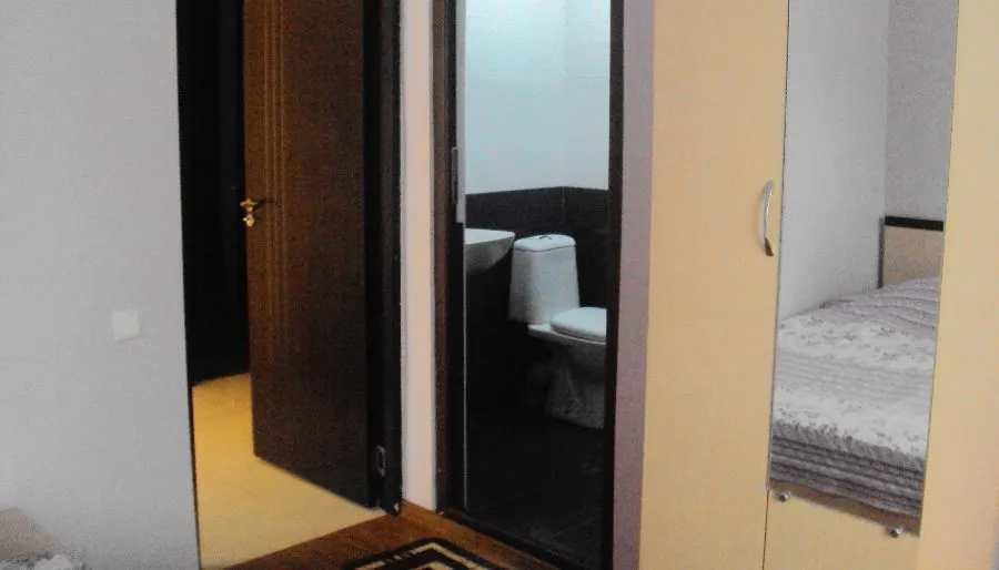 4 VILLA — Photo 29
