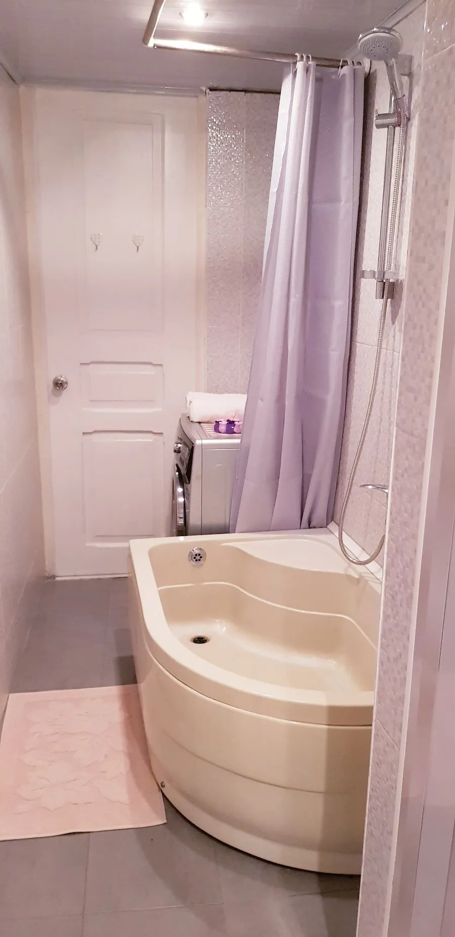 Old city apartment 15 — Photo 14