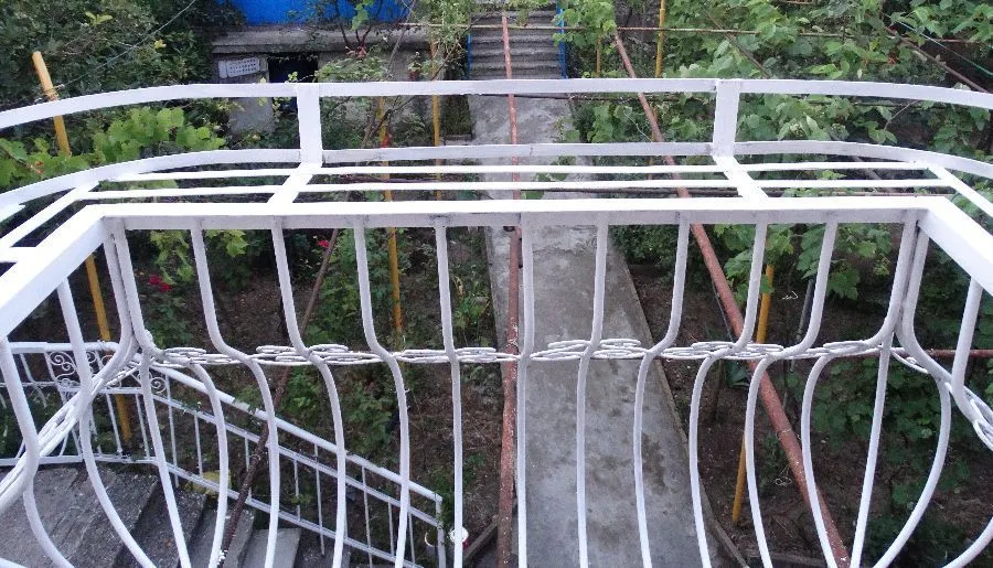 Friends house — Photo 26