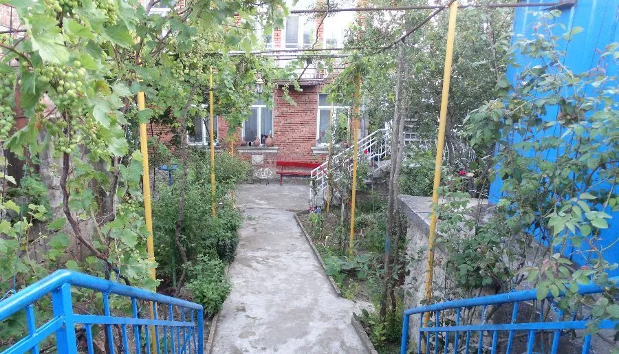 Friends house — Photo 15