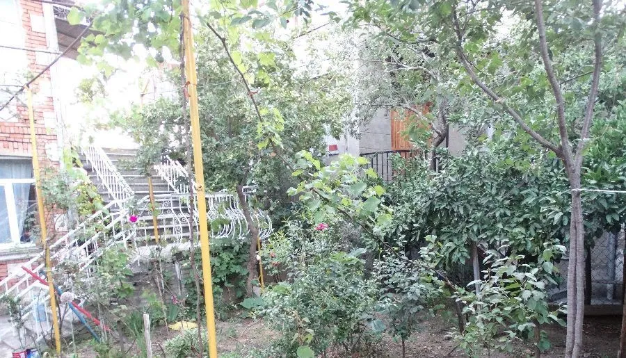 Friends house — Photo 3