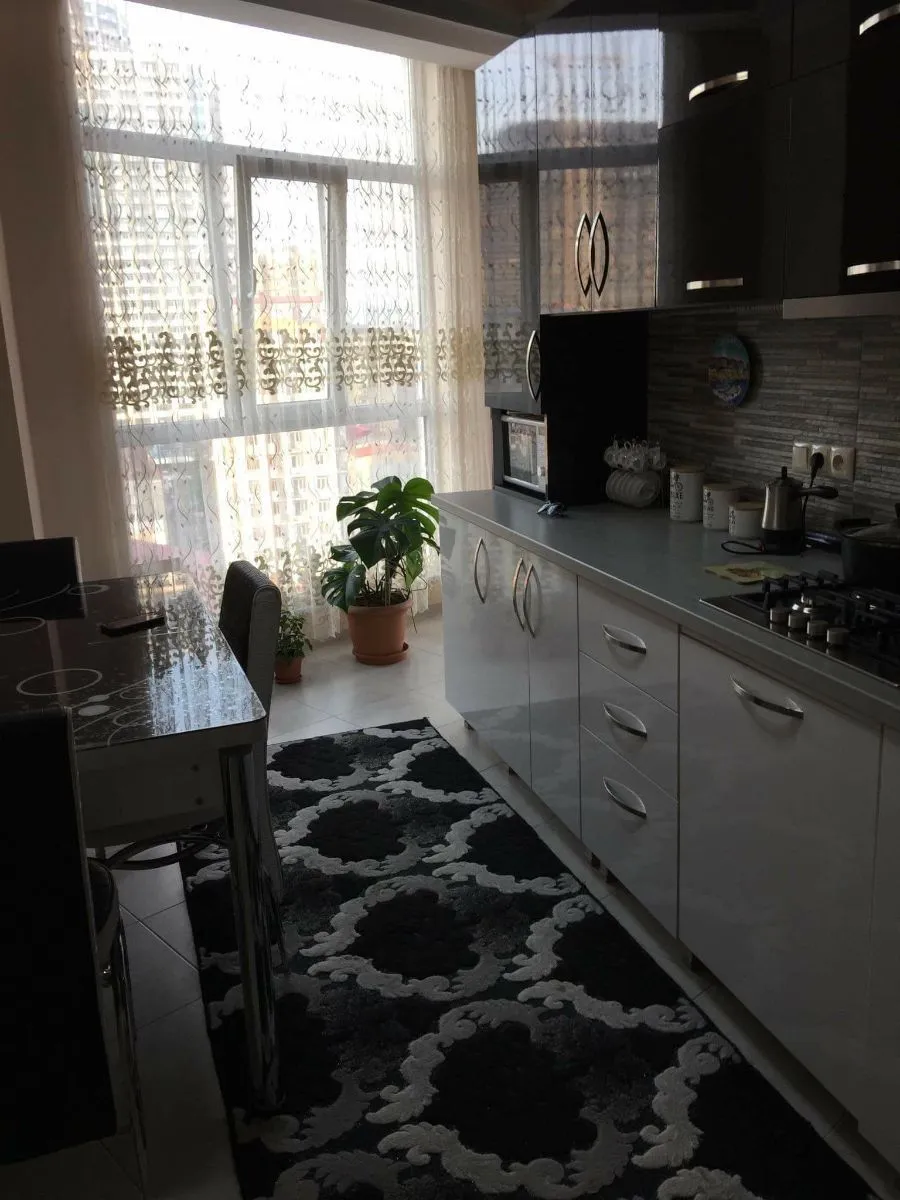 Xatuna's apartment — Photo 13