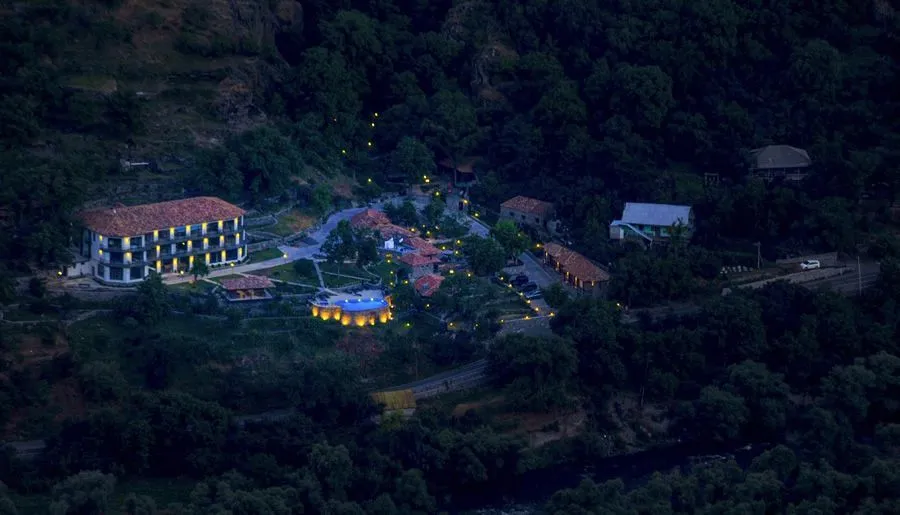 Vardzia Resort — Photo 33
