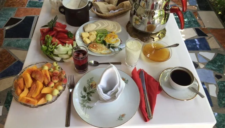 Home at Friends — Photo 16