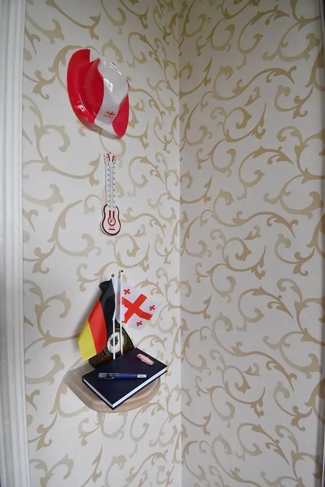 Home at Friends — Photo 13
