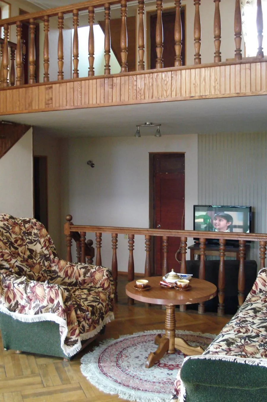 House in the forest — Photo 19