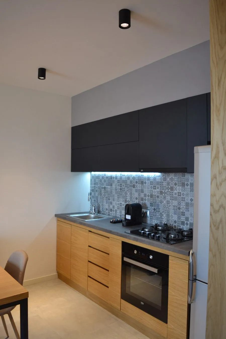 Poti Apartments, flat 6 — Photo 16