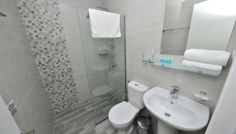 Boho Tiflis Hotel — Photo 40