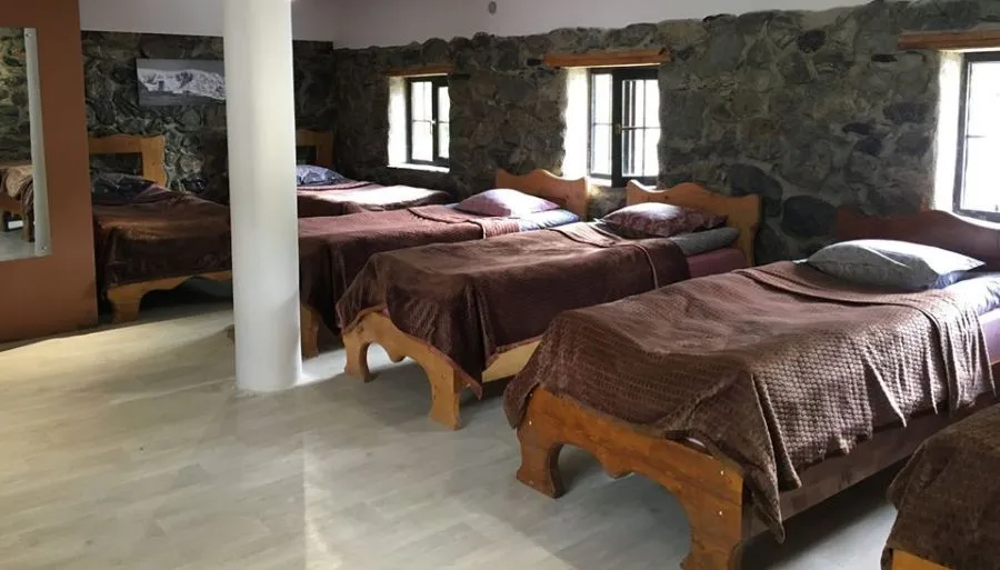 Manoni's Guesthouse — Photo 50
