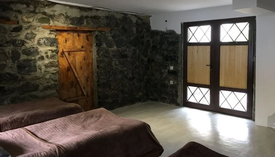 Manoni's Guesthouse — Photo 44