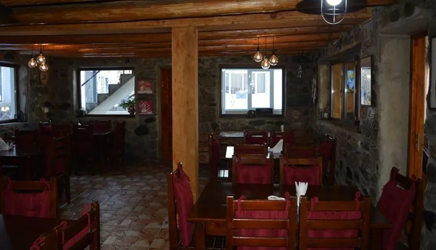 Manoni's Guesthouse — Photo 31