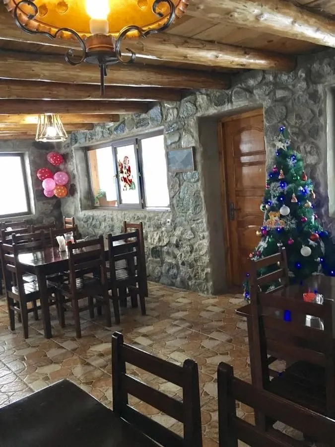 Manoni's Guesthouse — Photo 6