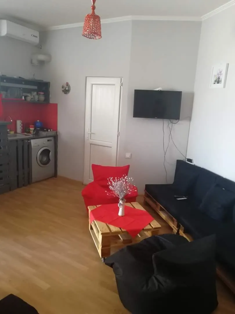 Tornike's Apartment — Photo 7