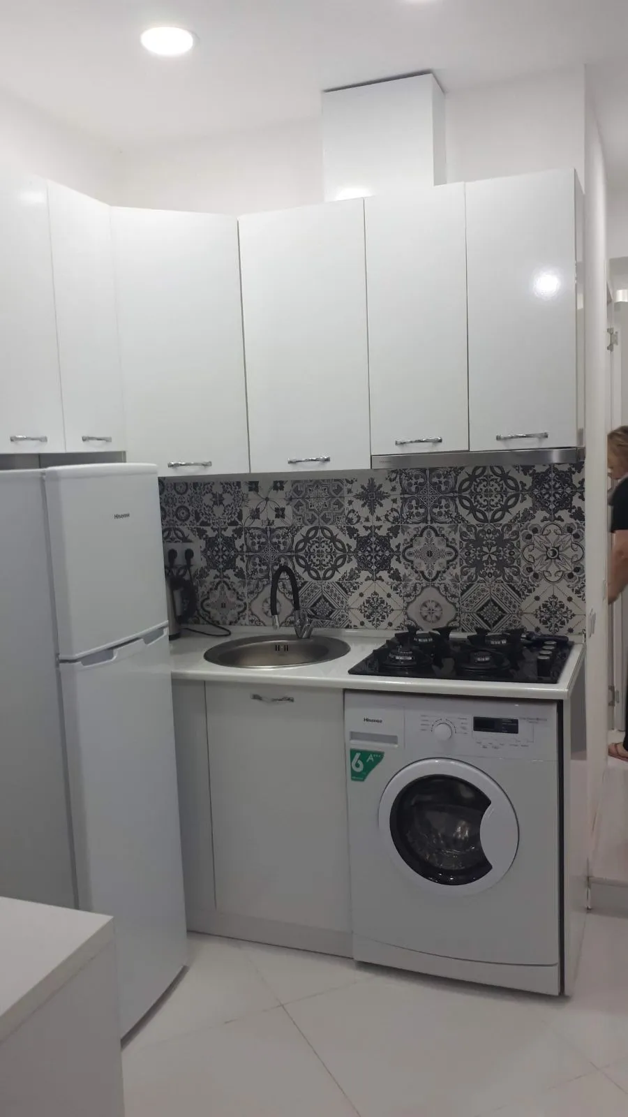 Mzia's Apartment — Photo 9