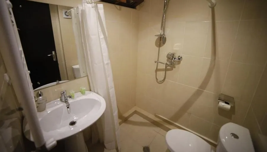 Hotel Banguriani — Photo 38