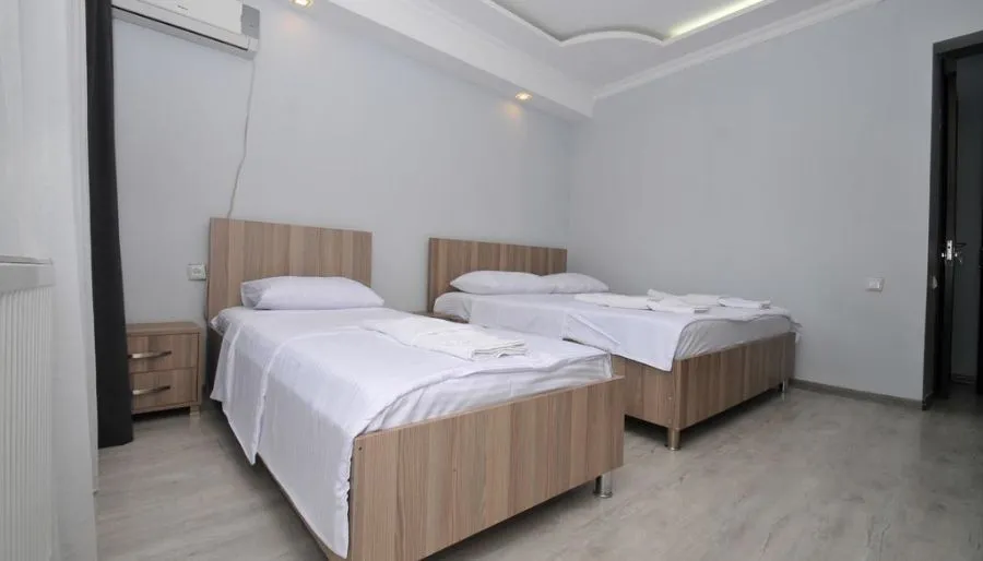 Hotel Batu — Photo 35