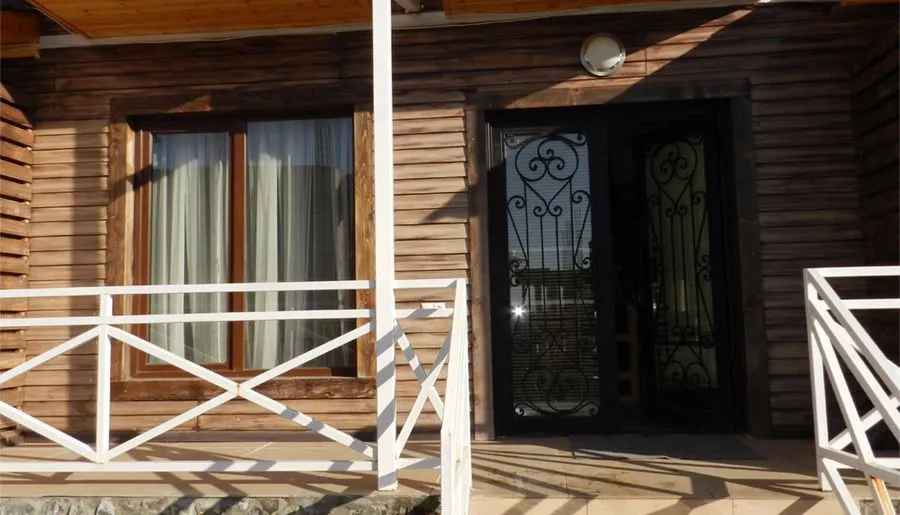 Mgzavrebi Cottage 4 — Photo 8