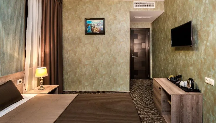 Old Side Hotel — Photo 27