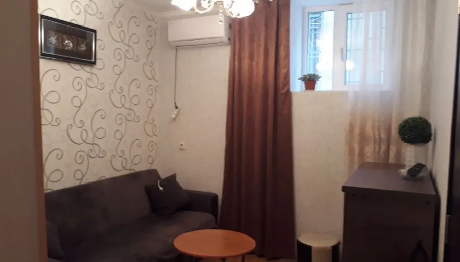 Aghmashenebeli Avenue Cozy Apartment — Photo 10