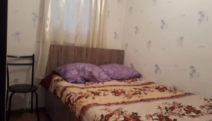 Aghmashenebeli Avenue Cozy Apartment — Photo 15
