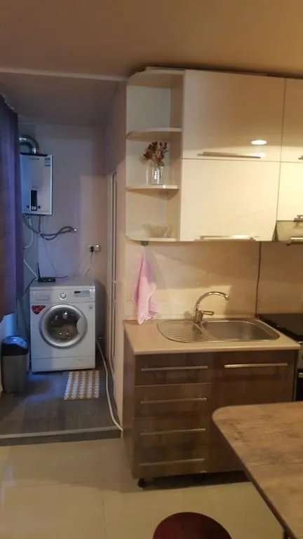 Aghmashenebeli Avenue Cozy Apartment — Photo 12