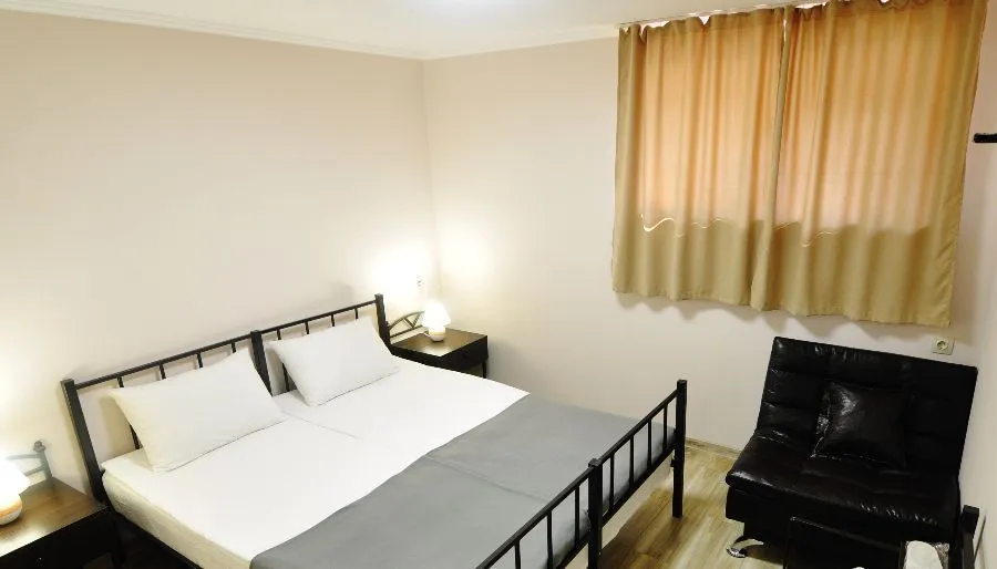 LIGHT HOTEL — Photo 22