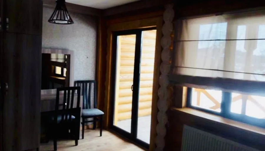 Wooden Cottage — Photo 16