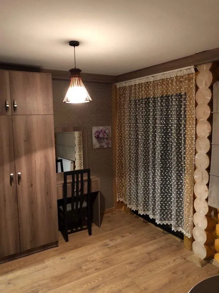 Wooden Cottage — Photo 20