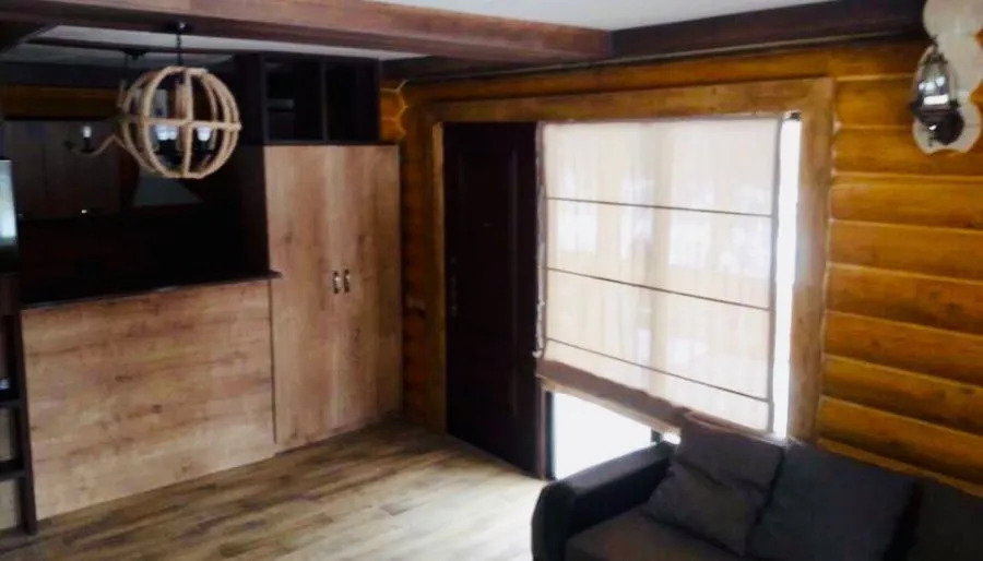 Wooden Cottage — Photo 28