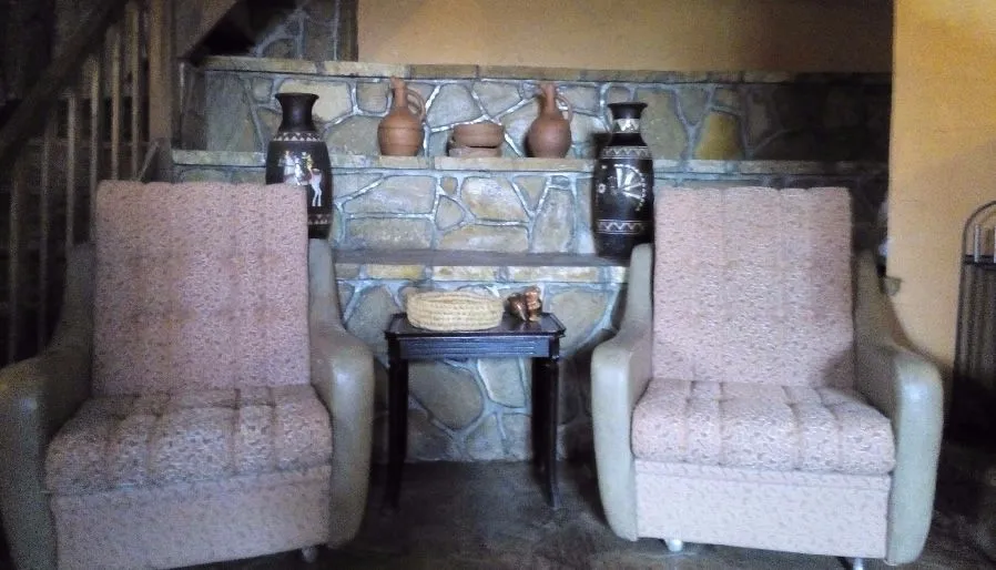 Hut — Photo 16