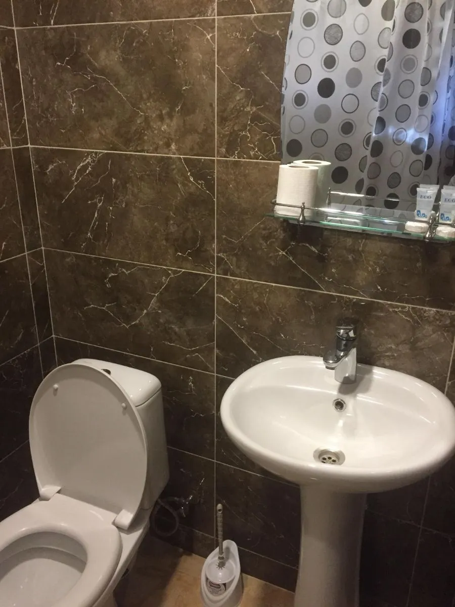 REDHOTEL — Photo 31