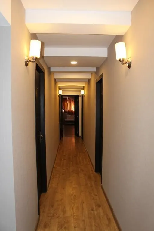 REDHOTEL — Photo 17