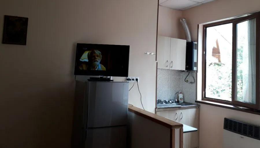 Ivan's House — Photo 11