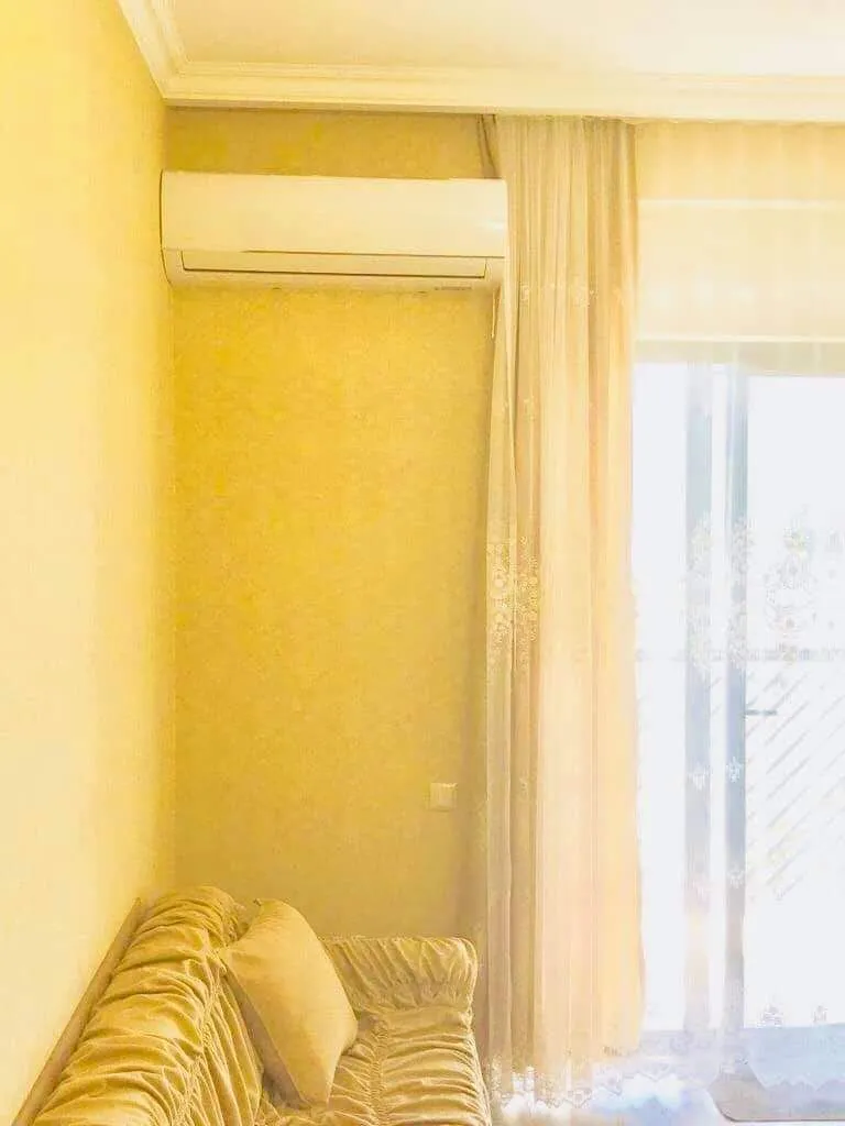 Catherine's apartment — Photo 10