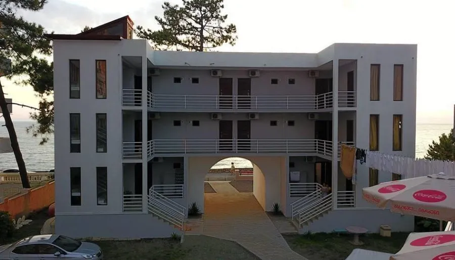 Guest House by the Sea — Photo 35