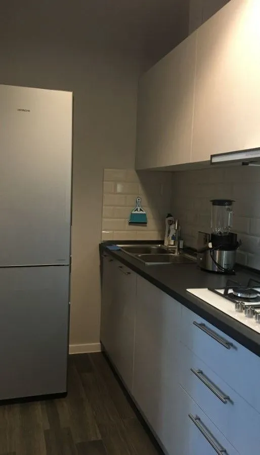 Cozy Apartment in the centre near Holiday Inn Hotel — Photo 17
