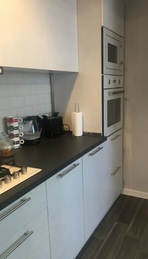 Cozy Apartment in the centre near Holiday Inn Hotel — Photo 7