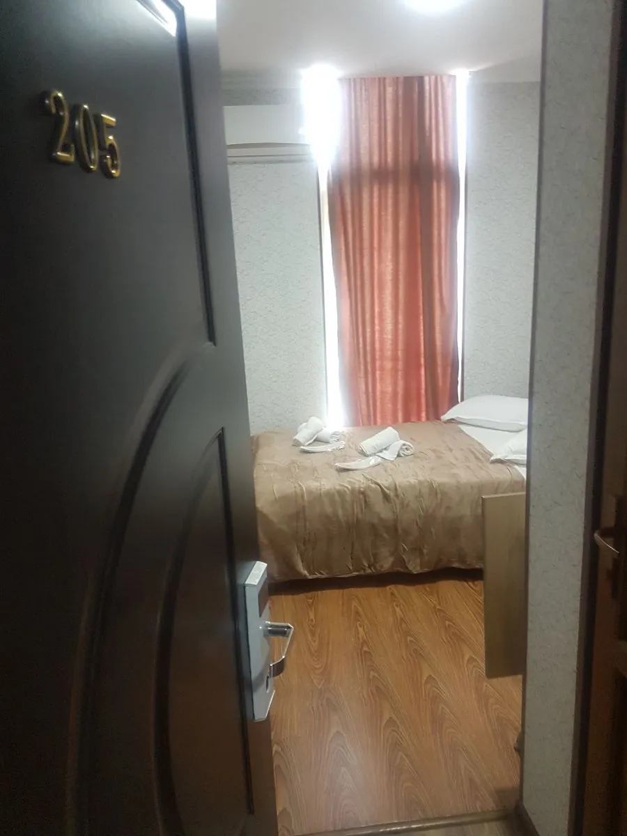 HOTEL LEADER — Photo 20