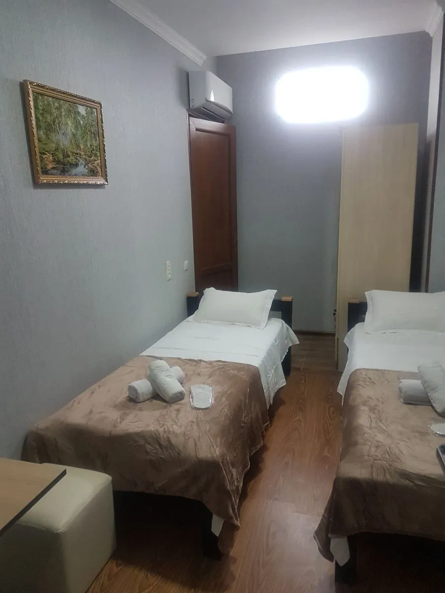 HOTEL LEADER — Photo 25