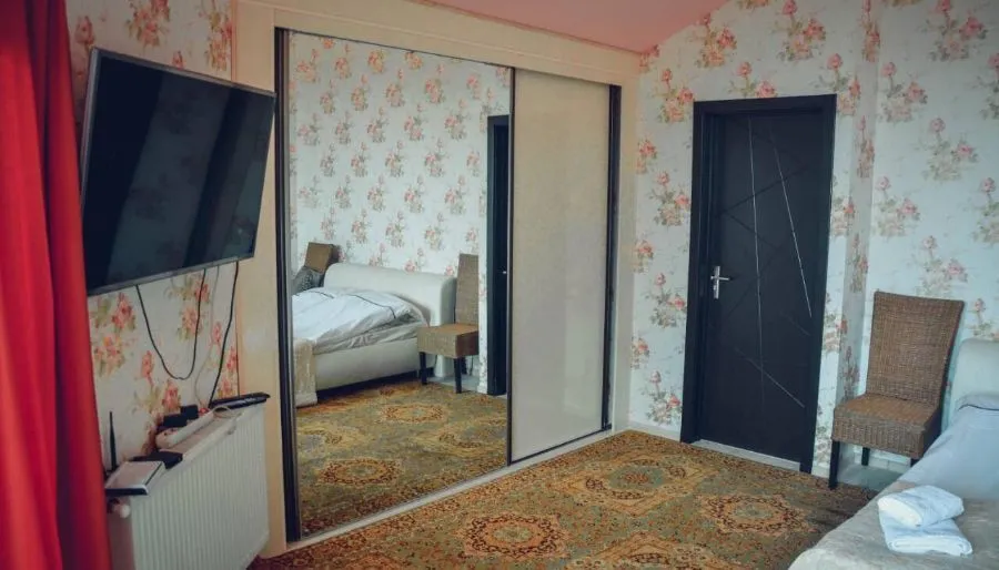 Luxury Tskneti house — Photo 10
